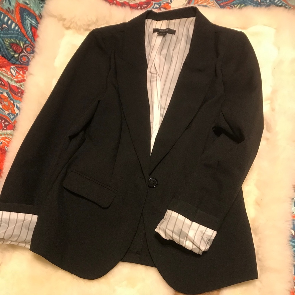 Black blazer. Beautiful and professional